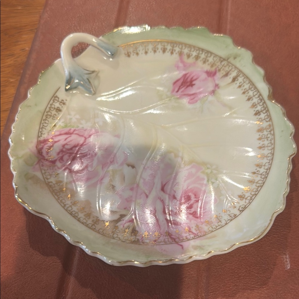 Plate Floral Accent Plate - Pink and Green Leaf Veined with Small Stem Handle